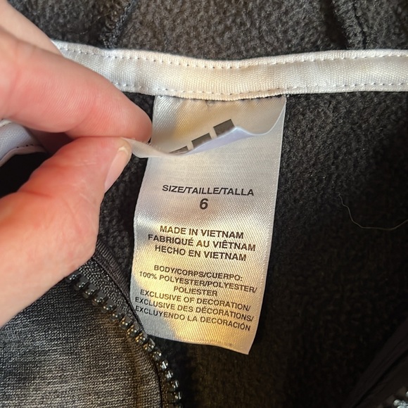 Adidas Track Jacket / Sweatshirt. Size 6. - Picture 4 of 11